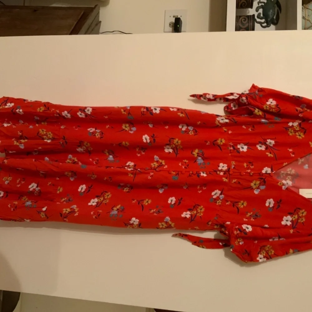 ANTHROPOLOGIE /Maeve floral V-neck rayon dress/tie sleeves/NWT/14 - Picture 3 of 7